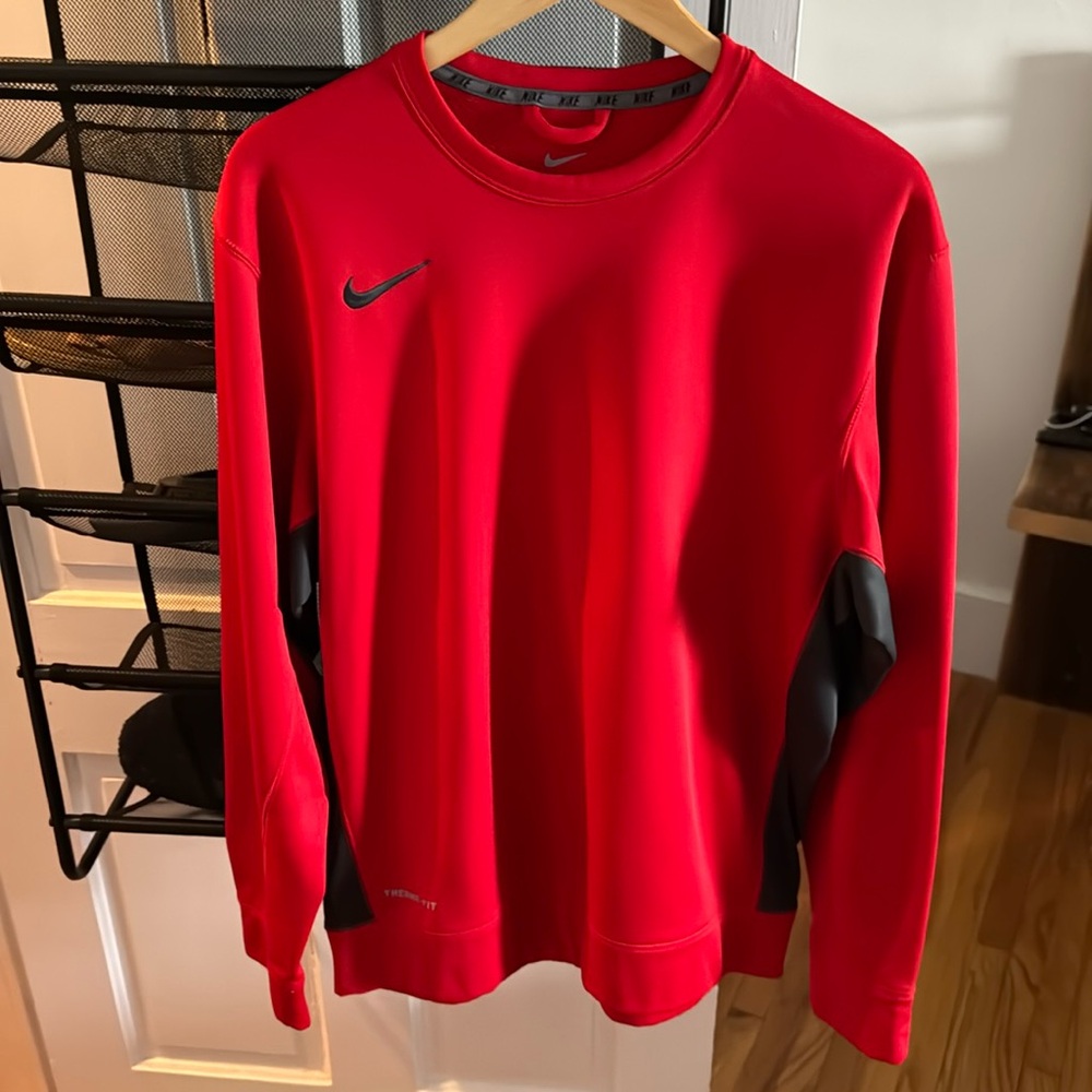 Nike Therma Fit sweatshirt